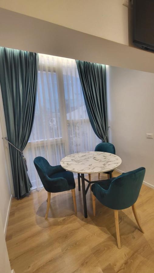 Karanxha'S Room Tirana Exterior photo